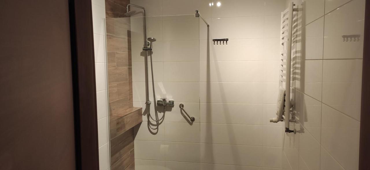 Sierosław Hotel Przylesie מראה חיצוני תמונה
