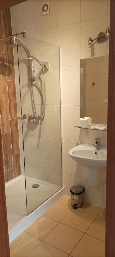 Sierosław Hotel Przylesie מראה חיצוני תמונה
