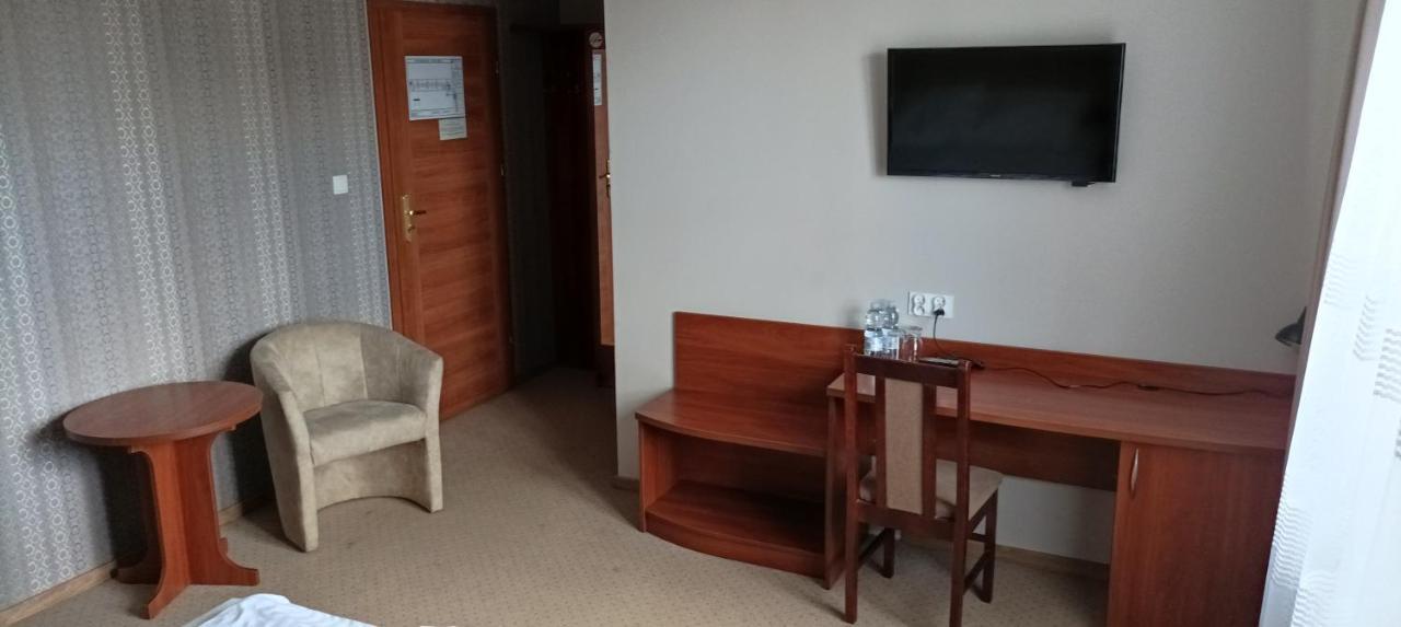 Sierosław Hotel Przylesie מראה חיצוני תמונה