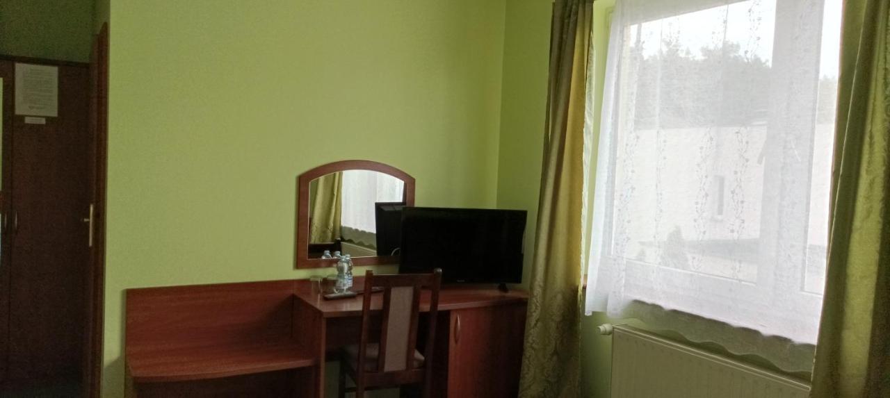 Sierosław Hotel Przylesie מראה חיצוני תמונה