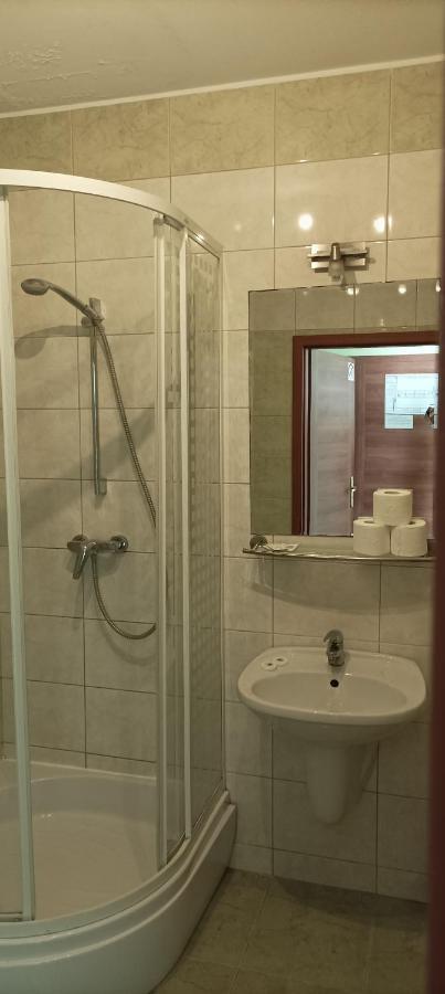 Sierosław Hotel Przylesie מראה חיצוני תמונה